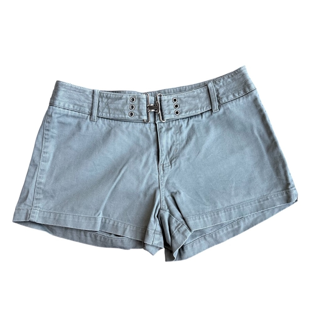 Vintage belted khaki green shorts